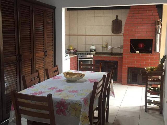 Casa para Venda em Fazenda - 11