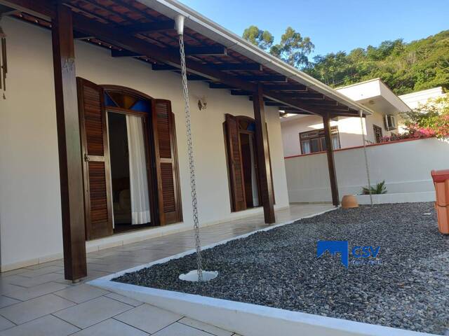 #1408 - Casa para Venda em Itajaí - SC