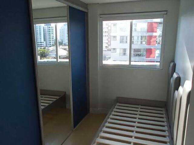 Apartamento para Venda em Vila Operária - 10