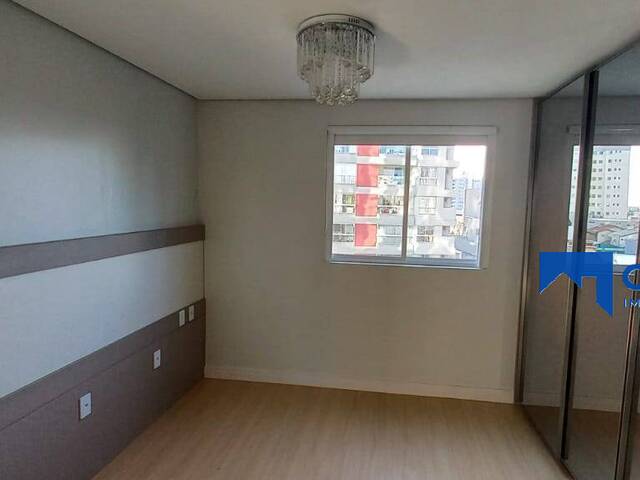 Apartamento para Venda em Vila Operária - 11