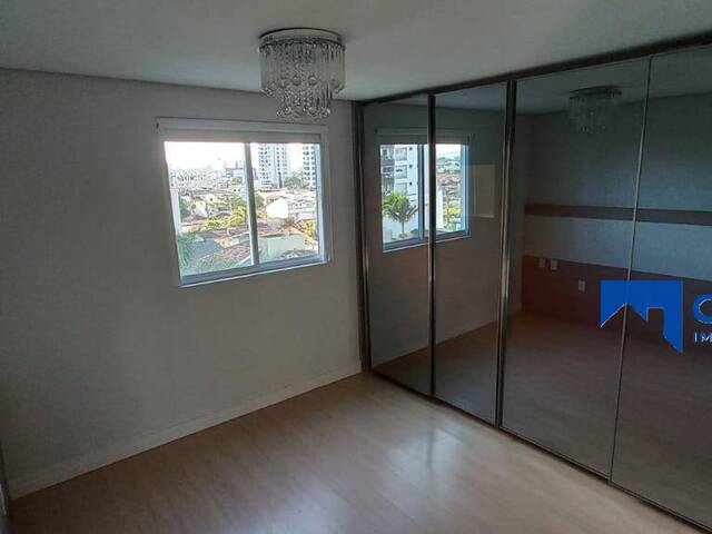 Apartamento para Venda em Vila Operária - 14