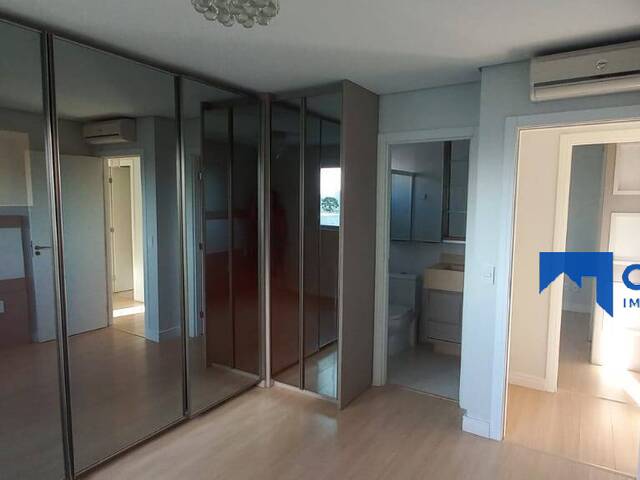 Apartamento para Venda em Vila Operária - 15