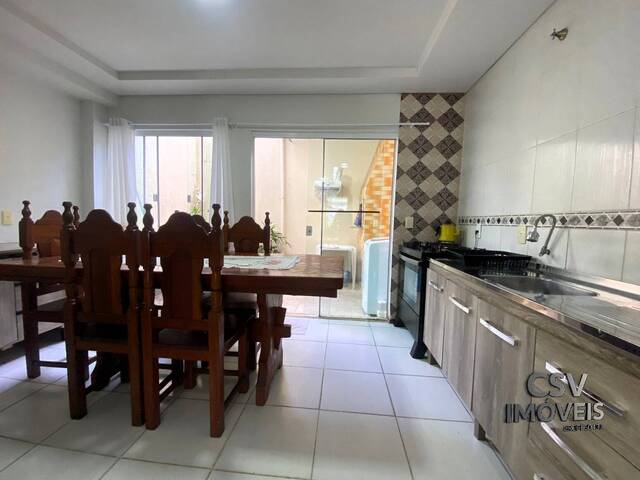 Sobrado para Venda em Itajaí - 4