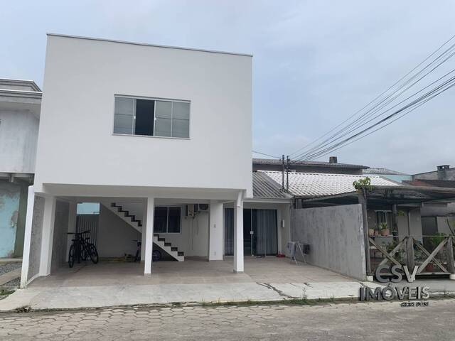 #1530 - Casa para Venda em Itajaí - SC