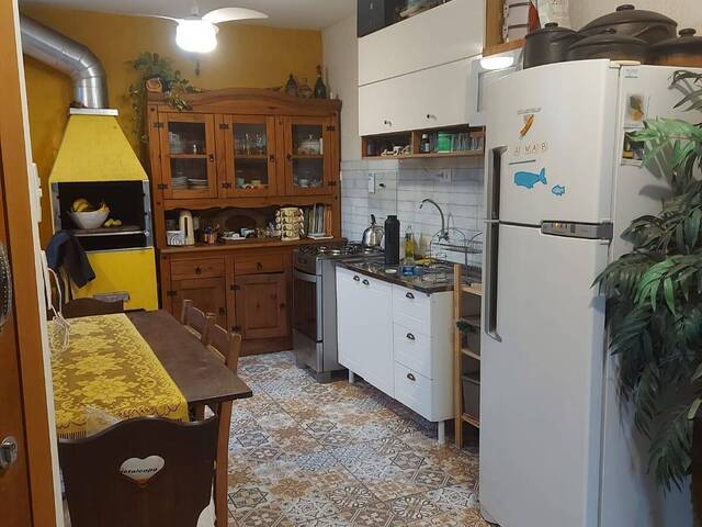 Sobrado para Venda em Ariribá - 13