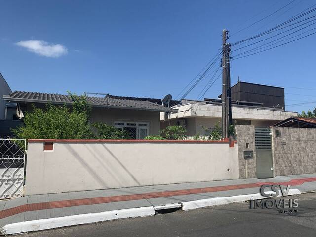 #1534 - Casa para Venda em Itajaí - SC - 1
