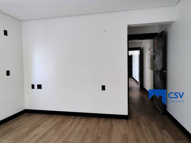 Apartamento para Venda em Fazenda - 12
