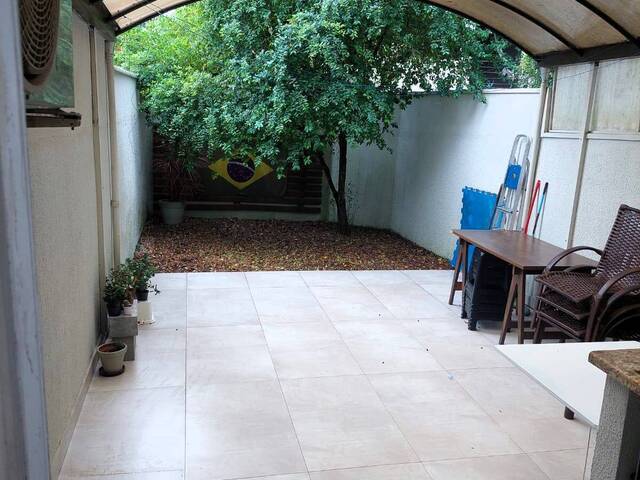 Sobrado para Venda em Itajaí - 4