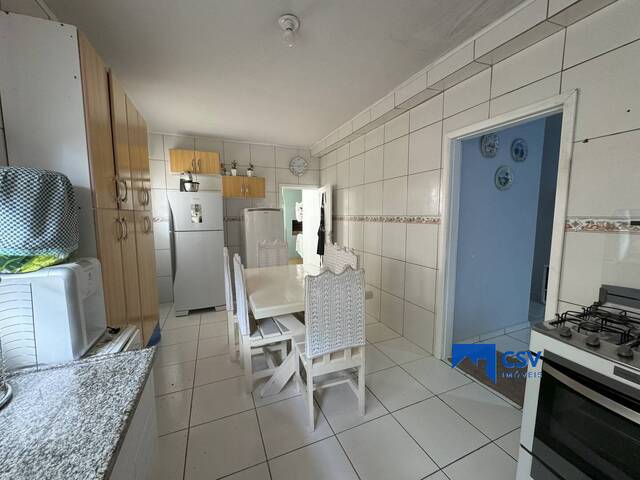 Casa para Venda em Fazenda - 12