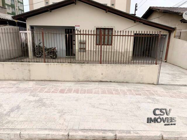#1657 - Casa para Venda em Itajaí - SC - 1