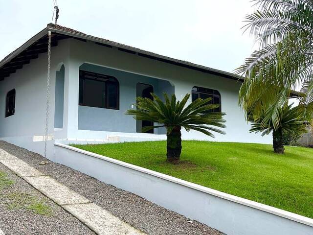 #1714 - Casa para Venda em Rodeio - SC