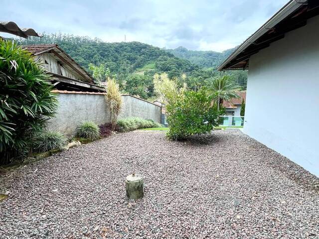 Casa para Venda em Centro - 16