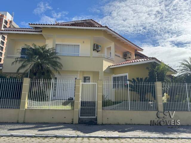 #1718 - Casa para Venda em Itajaí - SC - 1