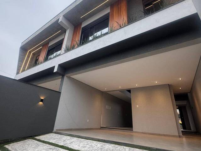 Sobrado para Venda em Itajaí - 4