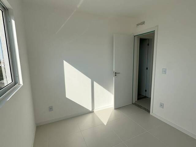 Apartamento para Venda em São Vicente - 9