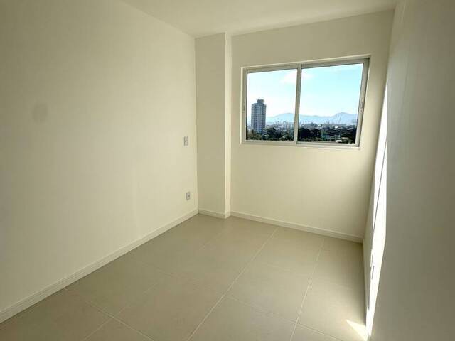 Apartamento para Venda em São Vicente - 10