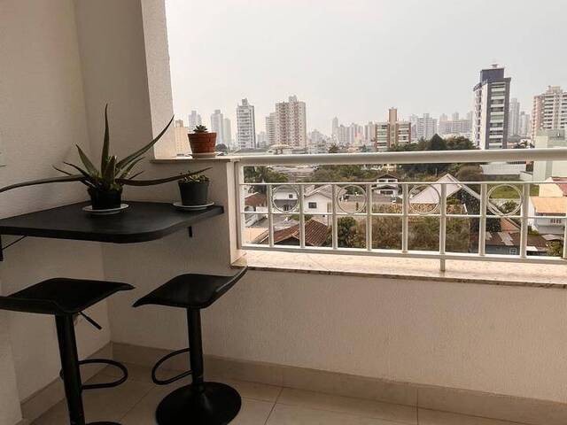 Apartamento para Venda em Vila Operária - 11