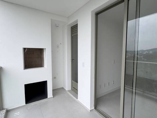 Apartamento para Venda em São Vicente - 17