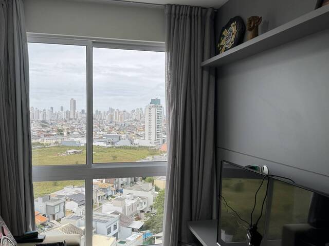 #1751 - Apartamento para Venda em Itajaí - SC