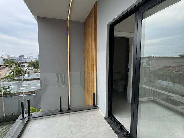 #1756 - Sobrado para Venda em Itajaí - SC - 2