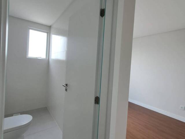 Apartamento para Venda em Centro - 22