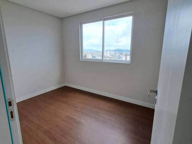 Apartamento para Venda em Centro - 21