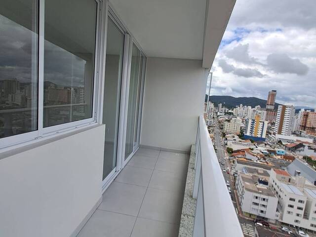 Apartamento para Venda em Centro - 18