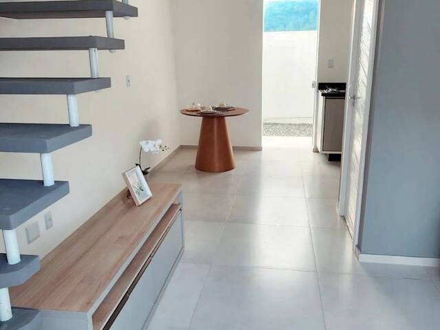 Sobrado para Venda em Itajaí - 5