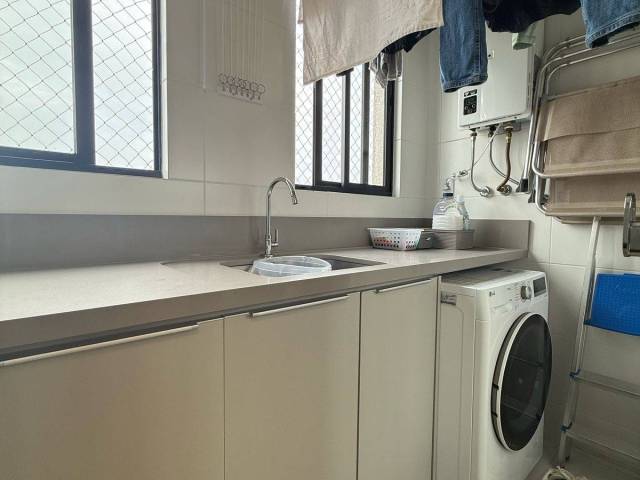 Apartamento para Venda em Centro - 32