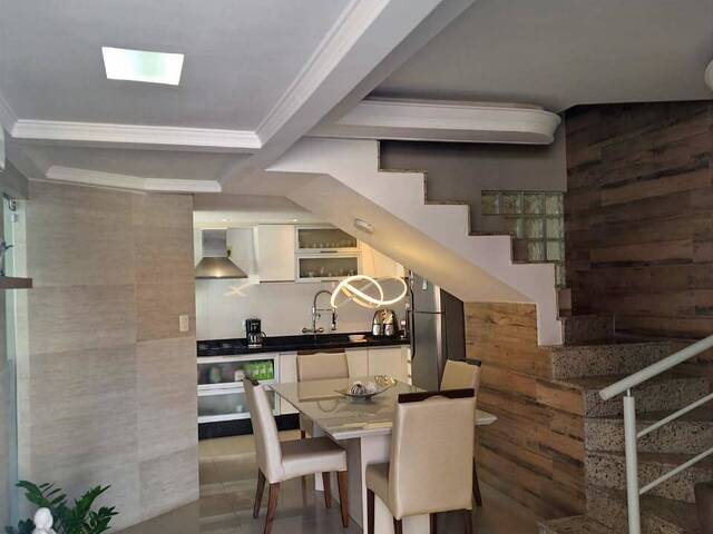 Sobrado para Venda em Itajaí - 3