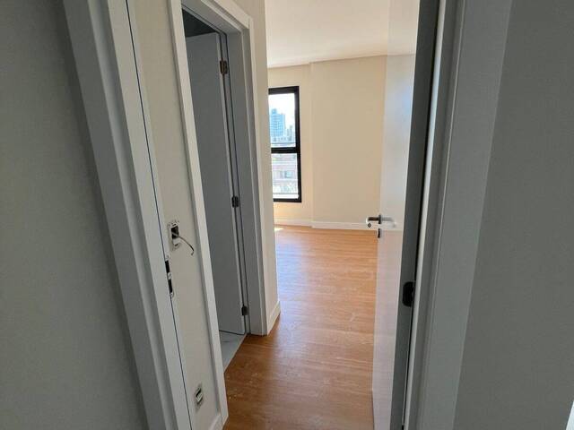 Apartamento para Venda em Vila Operária - 11