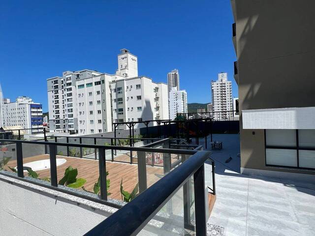 Apartamento para Venda em Vila Operária - 13