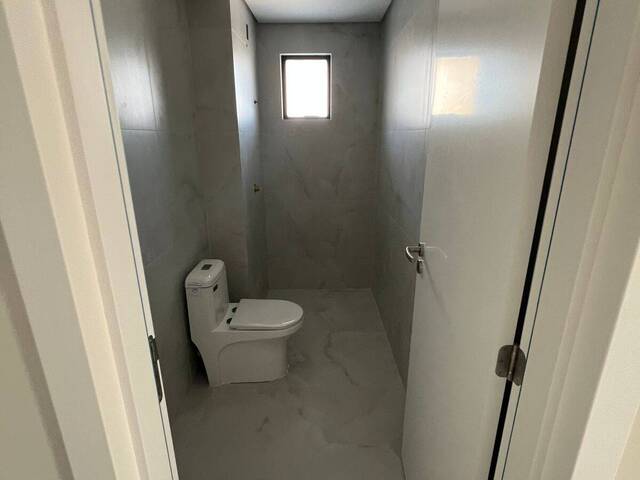Apartamento para Venda em Vila Operária - 15