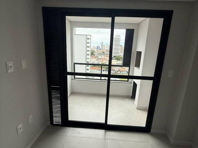 Apartamento para Venda em Vila Operária - 10