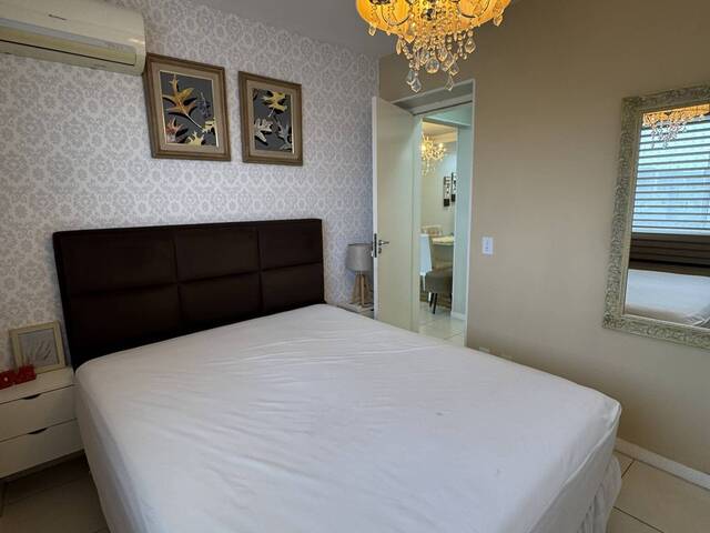 Apartamento para Venda em São Vicente - 17