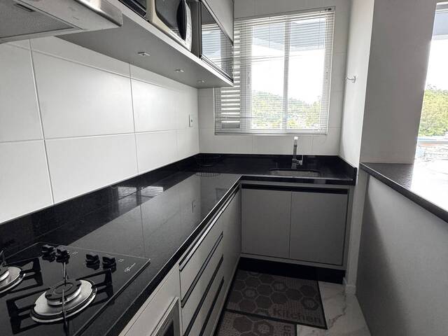 Apartamento para Venda em Fazendinha - 8