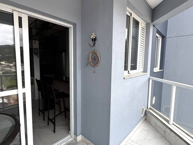 Apartamento para Venda em Fazendinha - 11