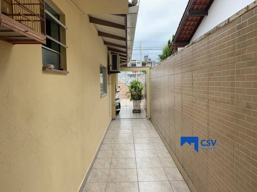 Casa para Venda em Itajaí - 18