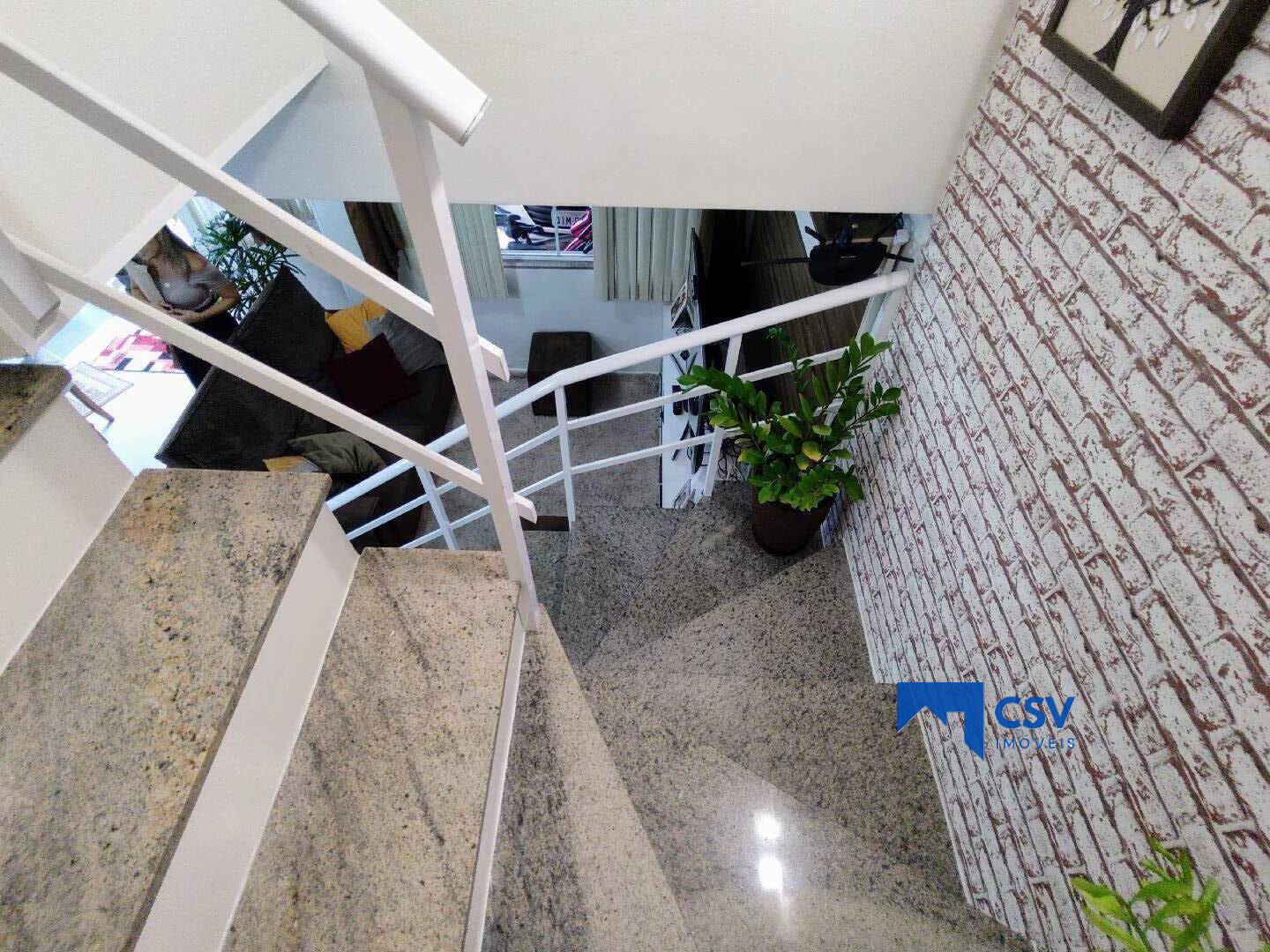 Sobrado para Venda em Itajaí - 12