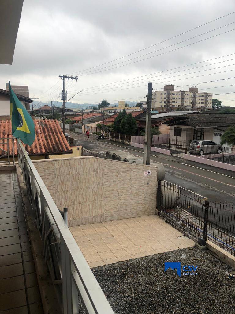 Sobrado para Venda em Itajaí - 3