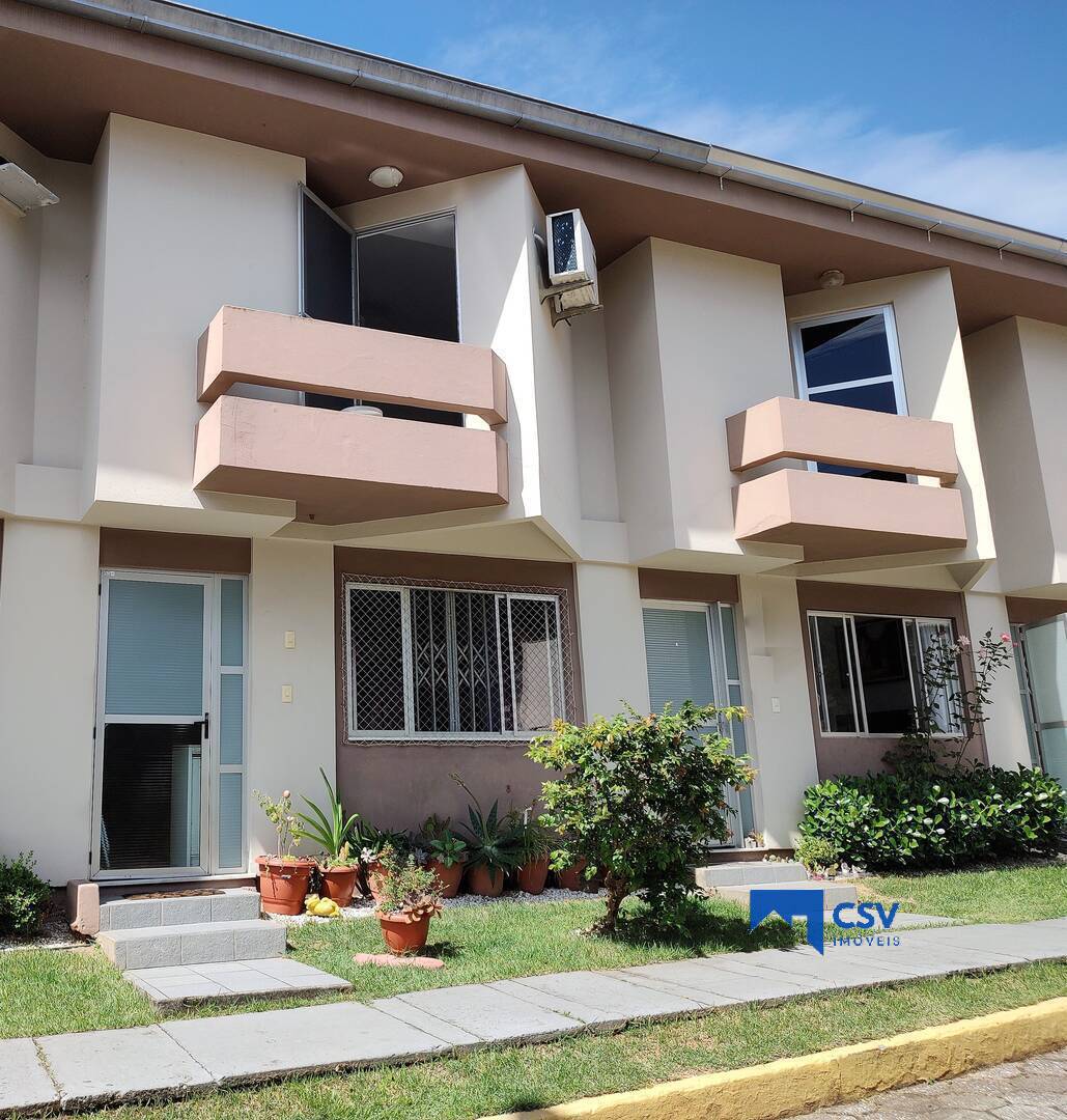 Sobrado para Venda em Balneário Camboriú - 1