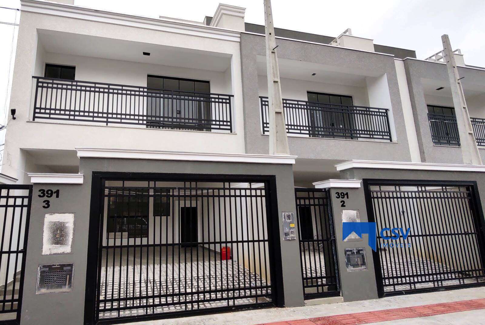 Sobrado para Venda em Itajaí - 1