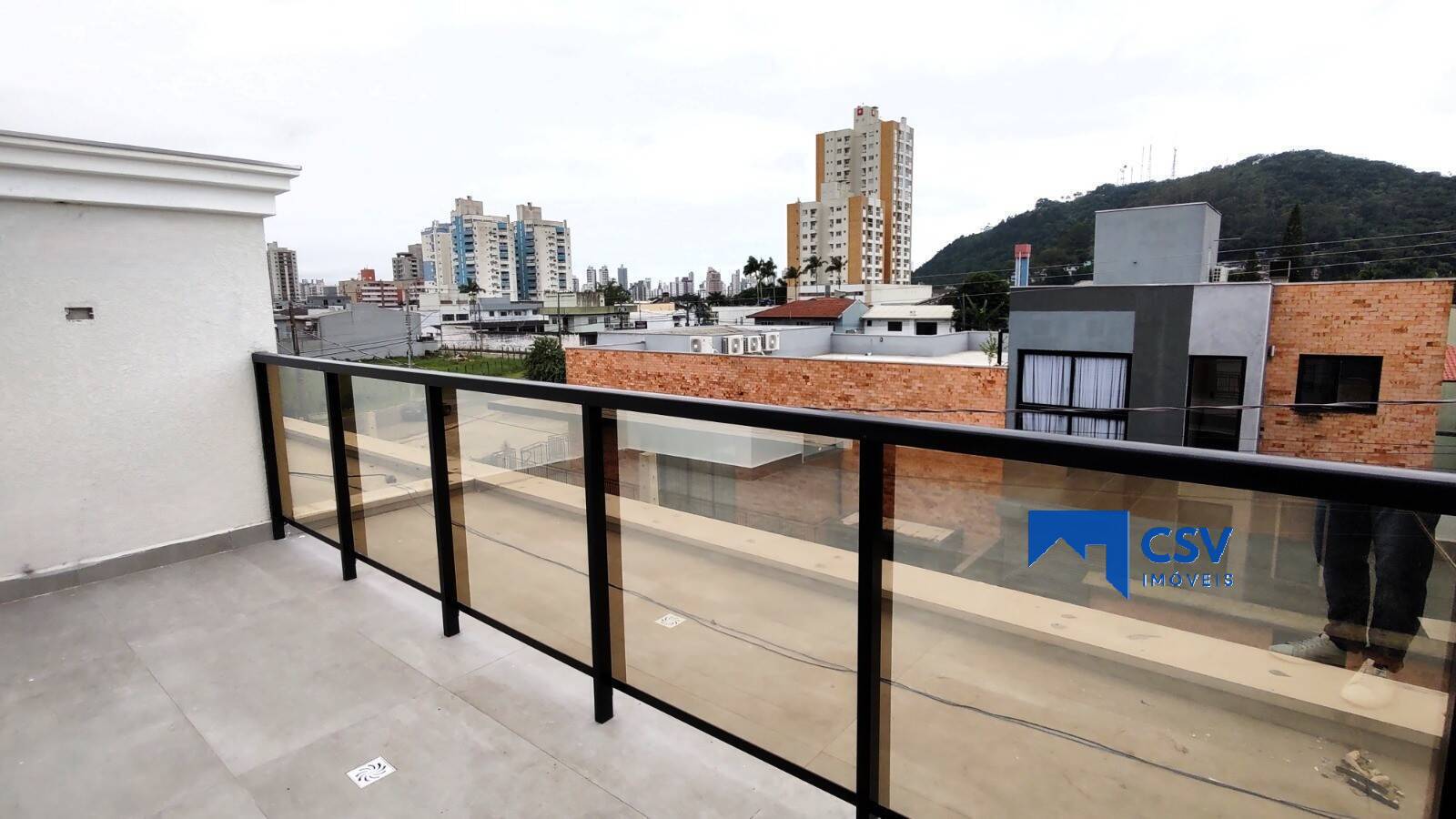 Sobrado para Venda em Itajaí - 10