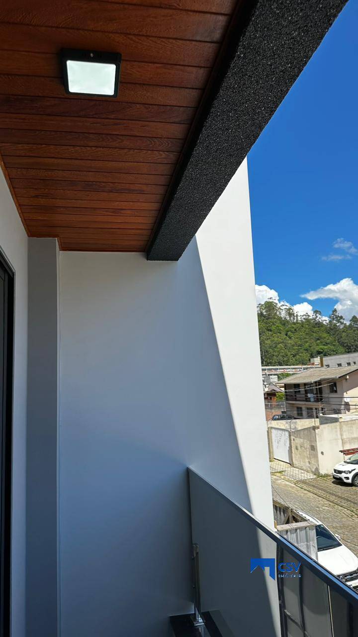 Sobrado para Venda em Itajaí - 10