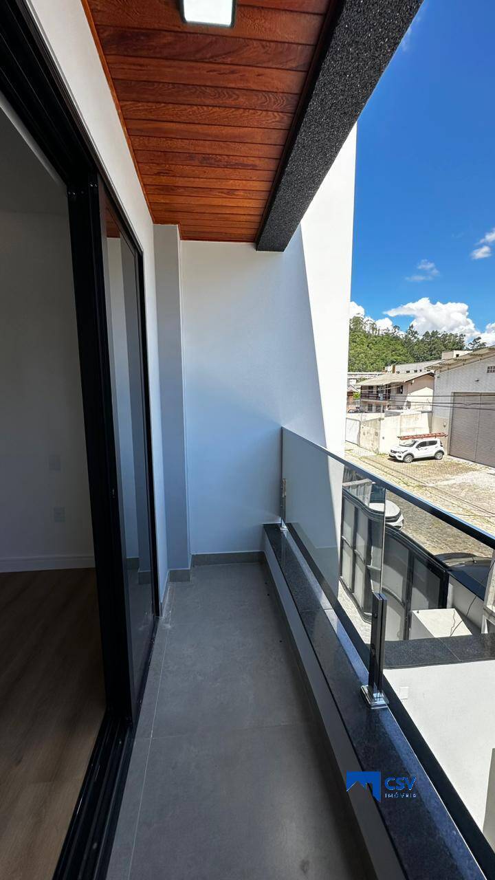 Sobrado para Venda em Itajaí - 13