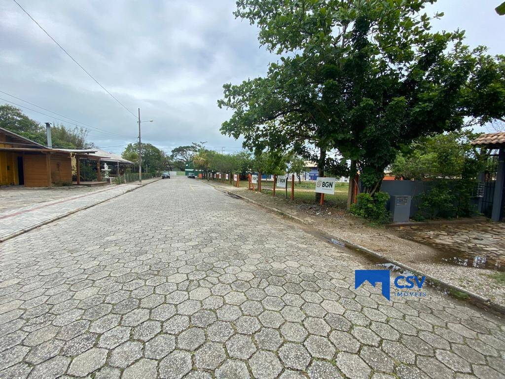 Sobrado para Venda em Bombinhas - 10